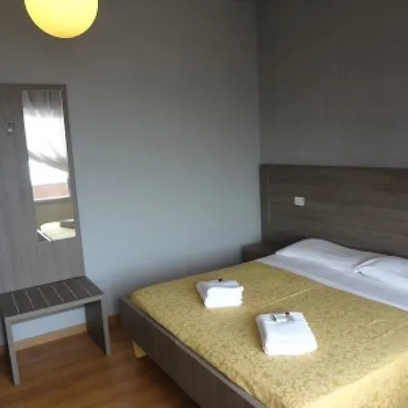 Hotel Maxy 3*